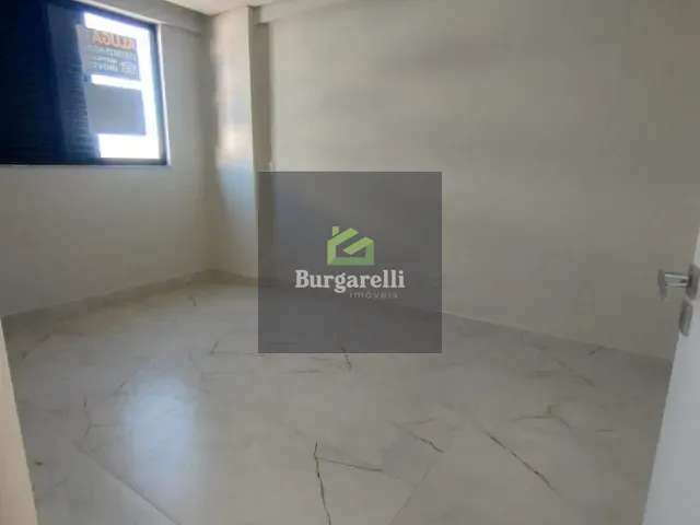 Apartamento 2 quartos e 2 banheiros, para alugar, no bairro Centro em Lavras