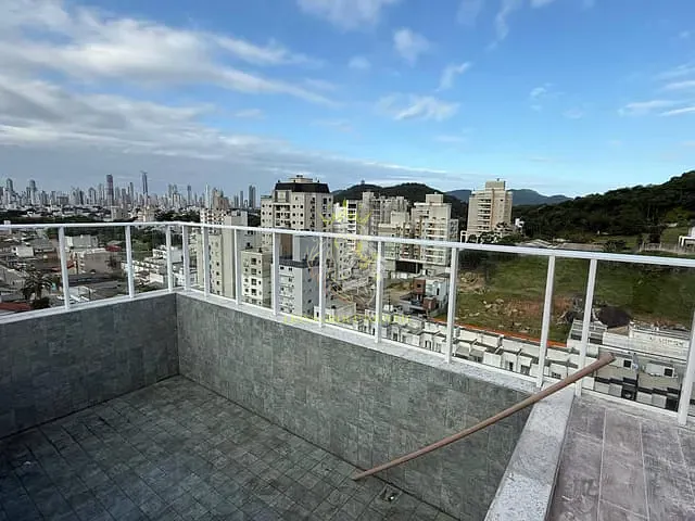 Apartamento 2 quartos e 2 banheiros, à venda, no bairro São Francisco de Assis em Camboriú