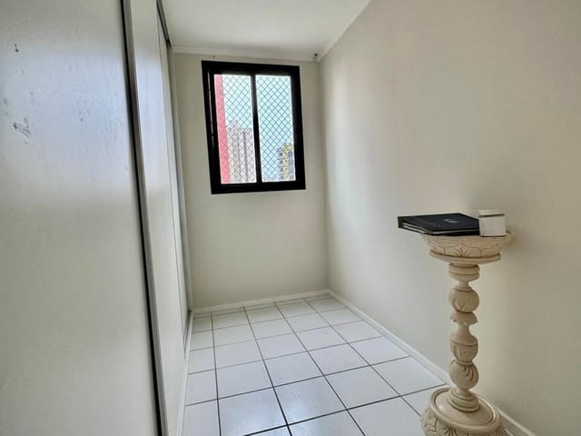 Apartamento 3 quartos e 3 banheiros, à venda, no bairro Luzia em Aracaju