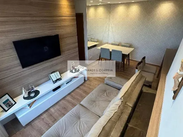 Apartamento 3 quartos e 1 banheiro, à venda, no bairro Champagnat em Londrina
