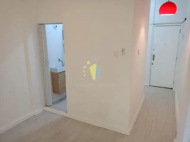 Apartamento com 25m² 1 quarto e 1 banheiro, à venda, no bairro Copacabana em Rio de Janeiro