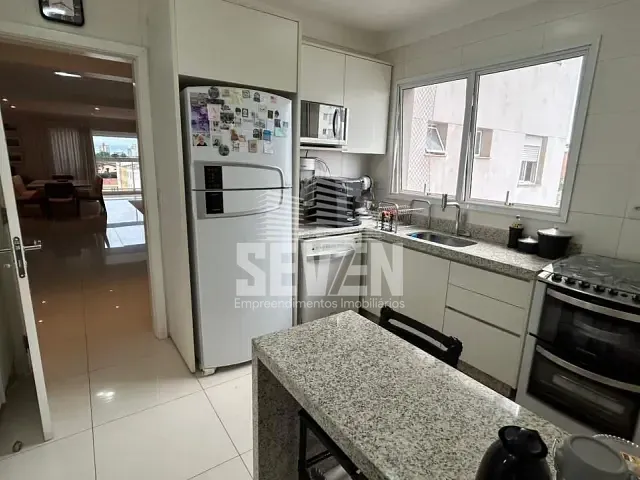 Apartamento com 192m² 4 quartos e 6 banheiros, à venda, no bairro Vila Leme da Silva em Bauru