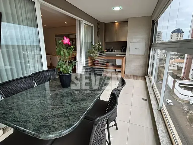 Apartamento com 192m² 4 quartos e 6 banheiros, à venda, no bairro Vila Leme da Silva em Bauru