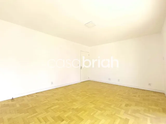 Apartamento 2 quartos e 2 banheiros, à venda, no bairro Centro em Novo Hamburgo