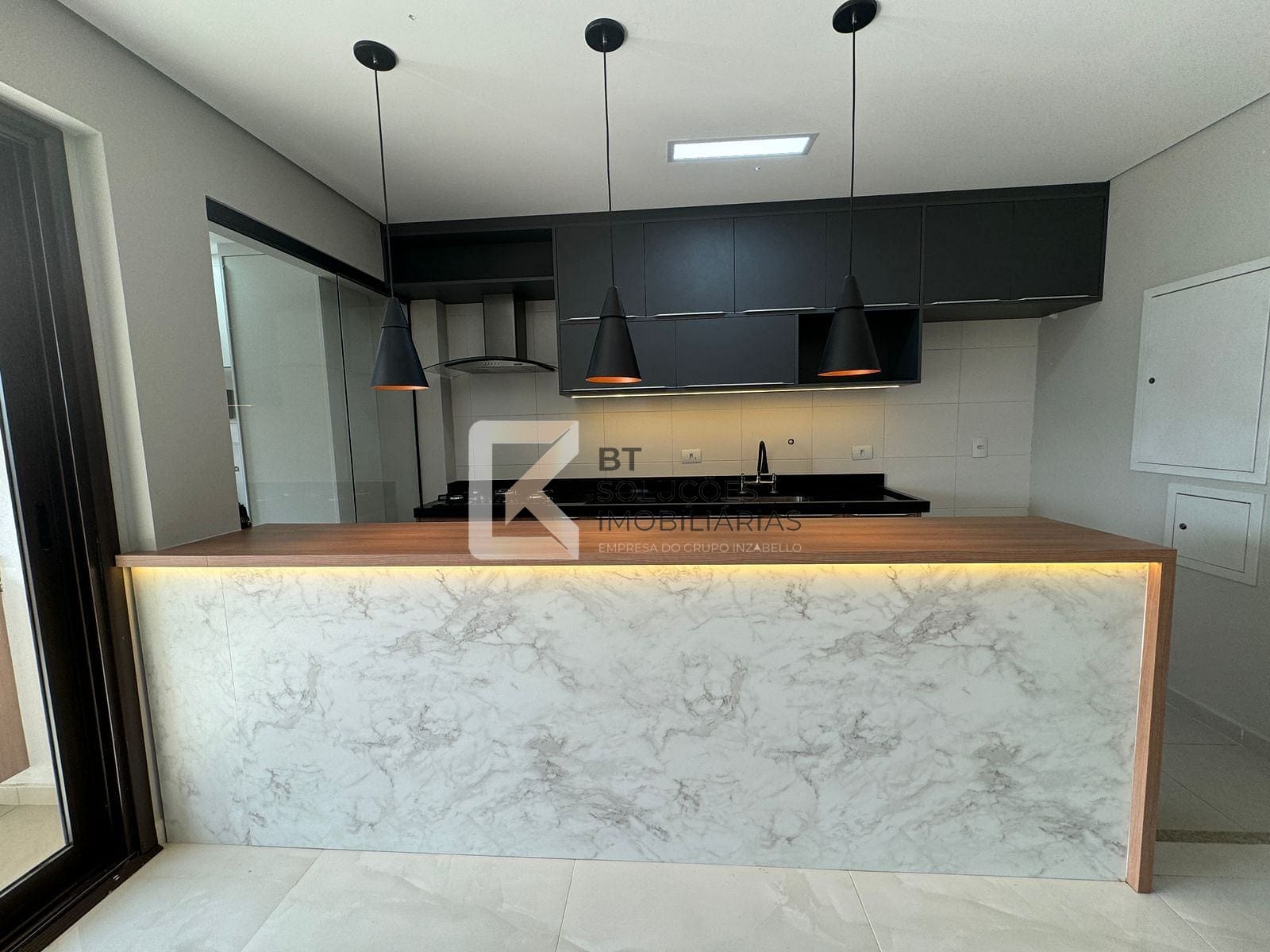 Apartamento à venda com 3 quartos, 99m² - Foto 4