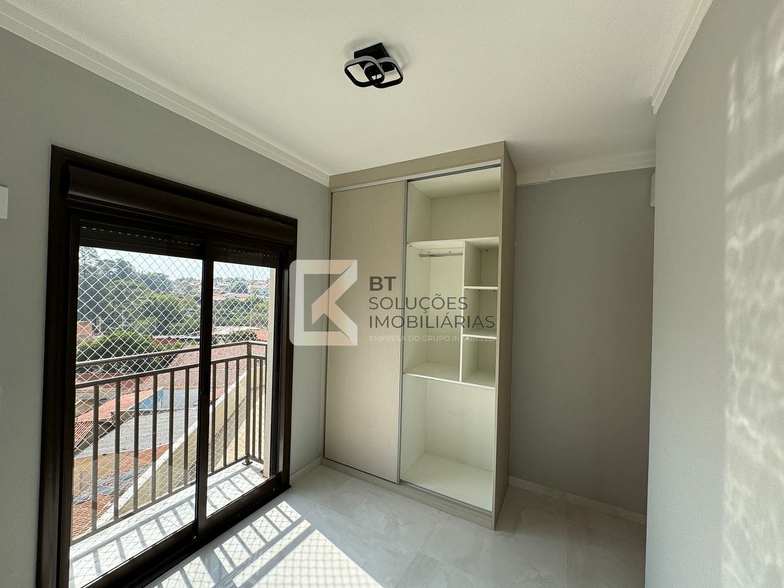 Apartamento à venda com 3 quartos, 99m² - Foto 12