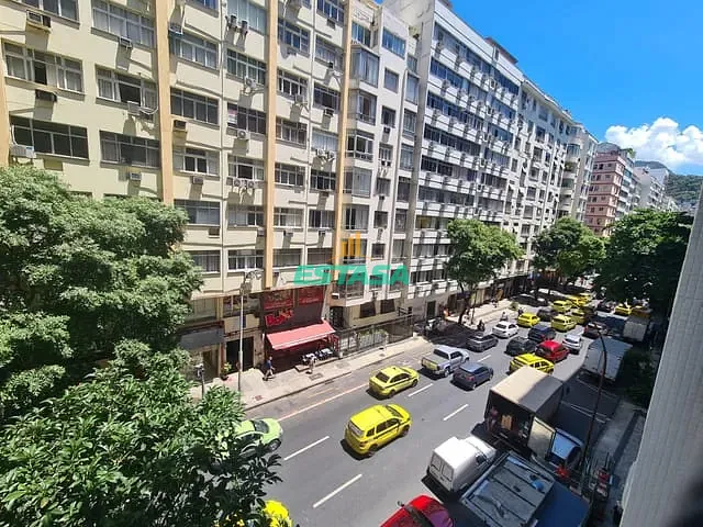 Apartamento 1 quarto e 1 banheiro, à venda, no bairro Copacabana em Rio de Janeiro