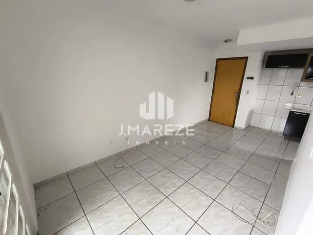 Apartamento com 53m² 2 quartos e 1 banheiro, para alugar, no bairro Jardim Aeroporto em Apucarana