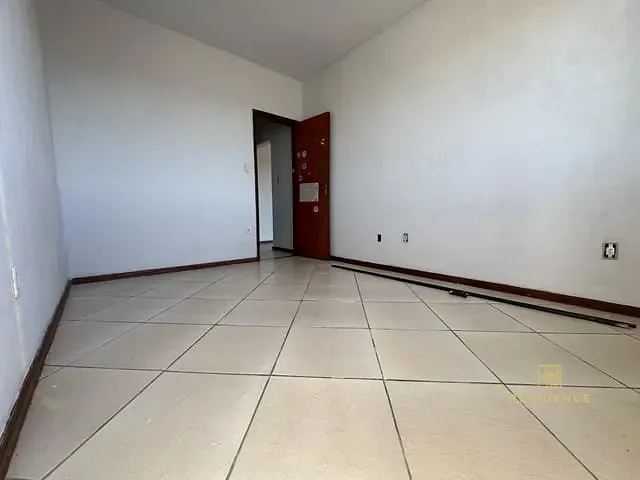Apartamento 2 quartos e 1 banheiro, à venda, no bairro Planalto do Sol em Pinheiral