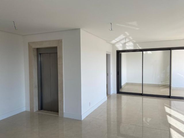 Foto do Apartamento - Apartamento à Venda, Edifício Grand Palais, 3 suítes, 3 vagas, elevador privativo, andar alto, Gleba Fazenda Palhano, Londrina, PR | Taive
