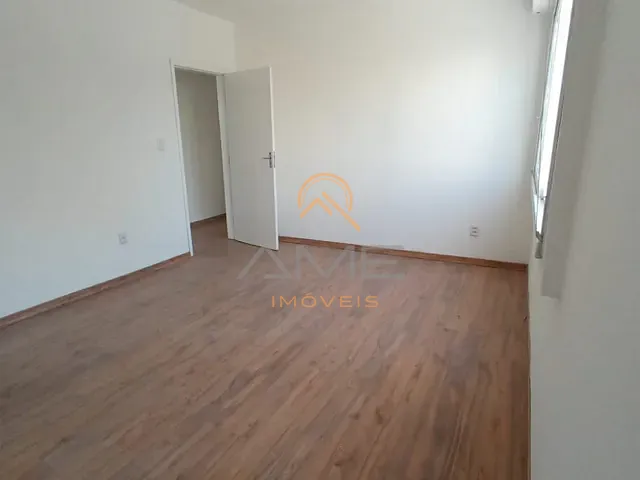 Apartamento 3 quartos e 1 banheiro, à venda ou para alugar, no bairro Centro em Pelotas
