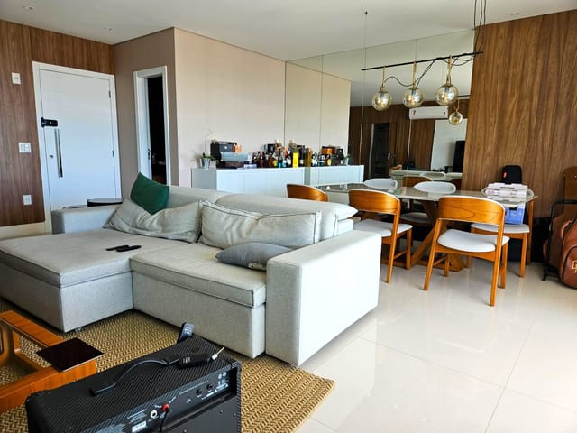 Apartamento 3 quartos e 5 banheiros, à venda, no bairro Fazenda em Itajaí
