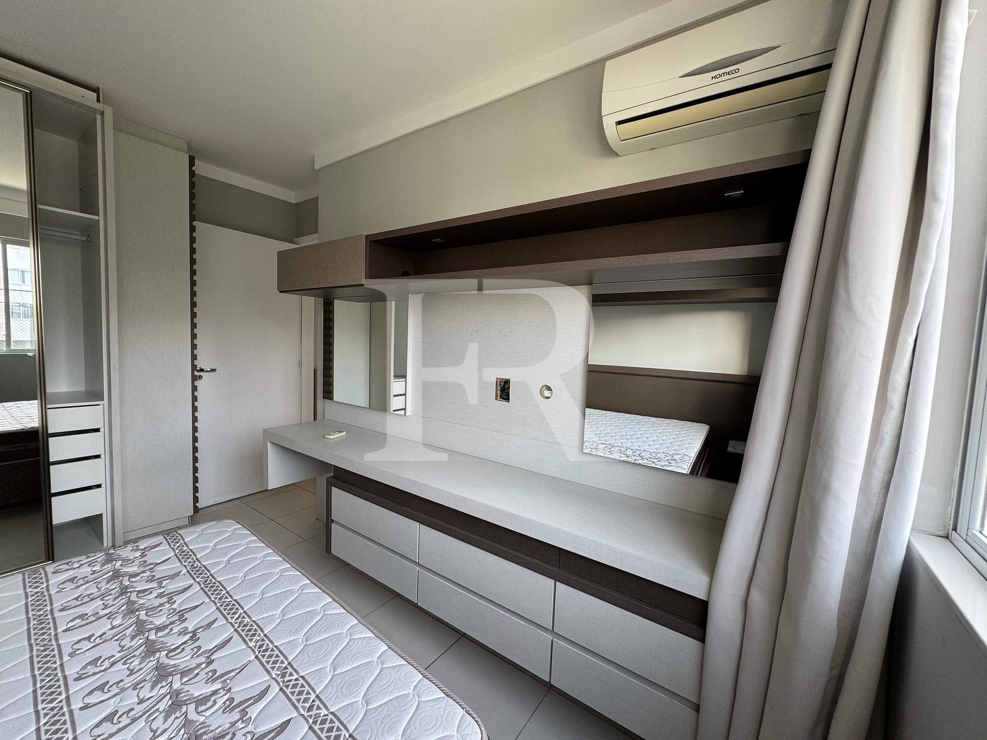 Apartamento para alugar com 2 quartos, 55m² - Foto 32