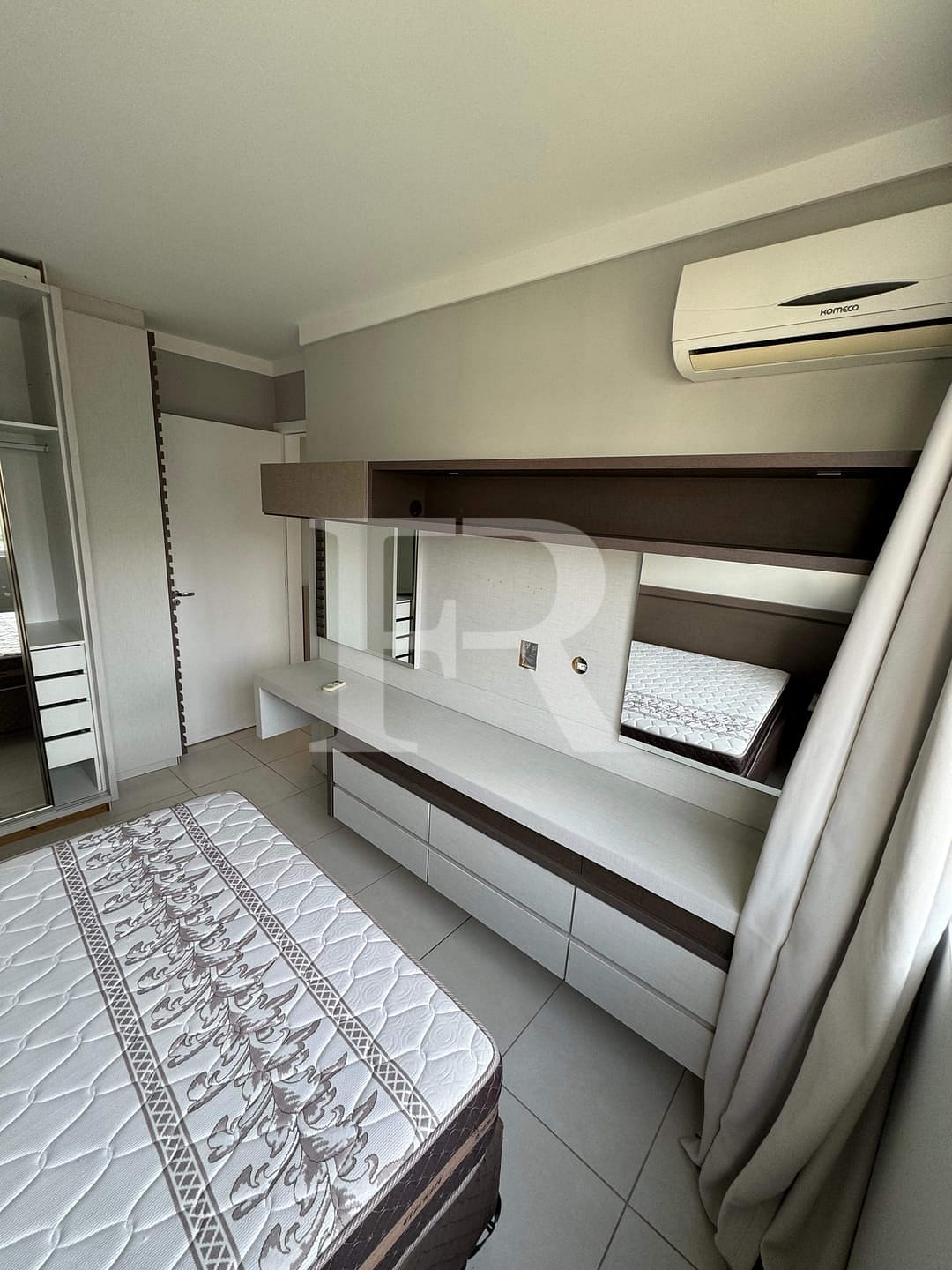 Apartamento para alugar com 2 quartos, 55m² - Foto 29