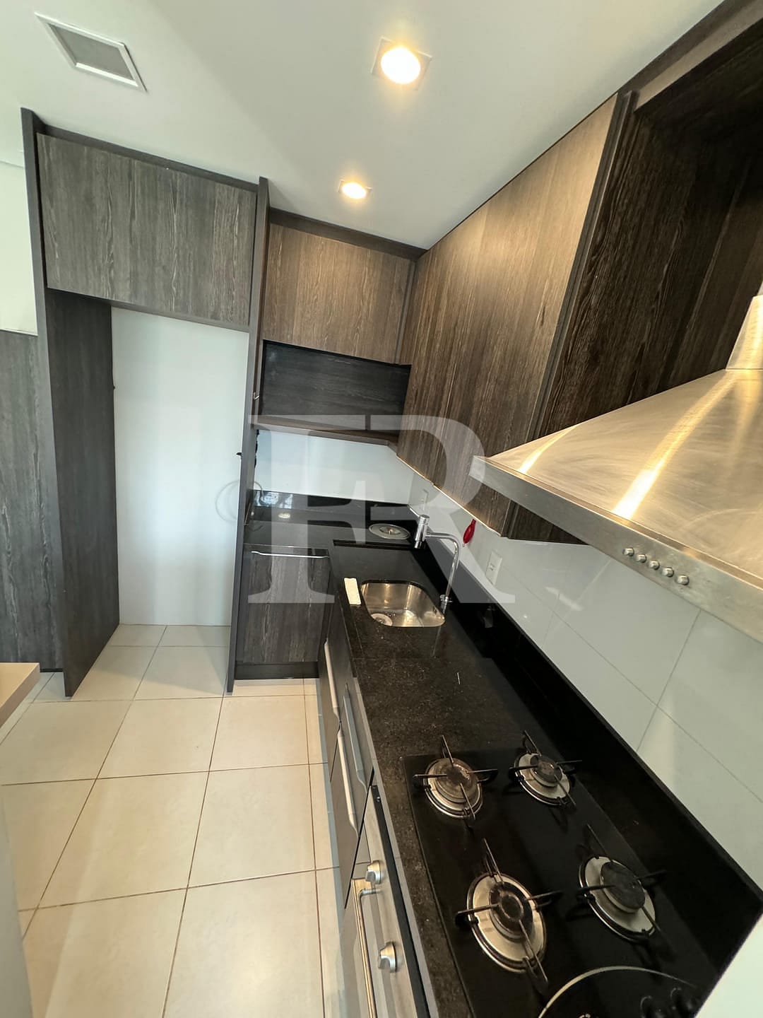 Apartamento para alugar com 2 quartos, 55m² - Foto 14
