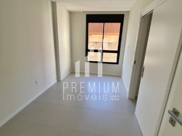 Apartamento com 135m² 4 quartos e 4 banheiros, à venda, no bairro Itapema em ITAPEMA