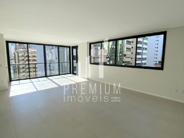 Apartamento com 135m² 4 quartos e 4 banheiros, à venda, no bairro Itapema em ITAPEMA