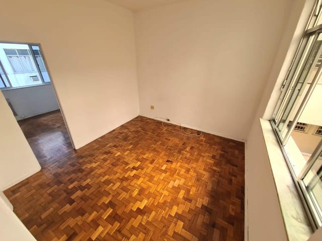 Apartamento 1 quarto e 1 banheiro, à venda, no bairro Botafogo em Rio de Janeiro