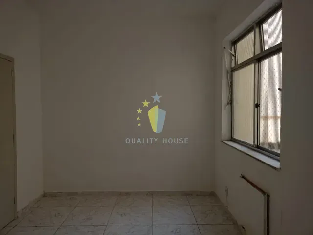 Apartamento 2 quartos e 1 banheiro, para alugar, no bairro Flamengo em Rio de Janeiro