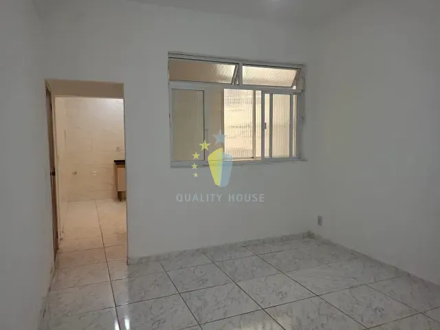 Apartamento 2 quartos e 1 banheiro, para alugar, no bairro Flamengo em Rio de Janeiro