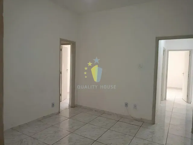 Apartamento 2 quartos e 1 banheiro, para alugar, no bairro Flamengo em Rio de Janeiro