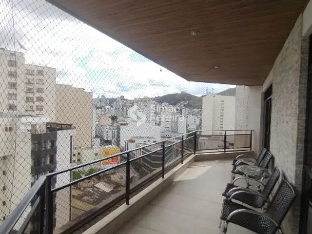 Apartamento com 250m² 4 quartos e 5 banheiros, à venda, no bairro São Mateus em Juiz de Fora