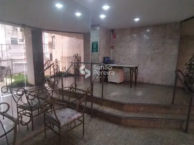 Apartamento com 250m² 4 quartos e 5 banheiros, à venda, no bairro São Mateus em Juiz de Fora