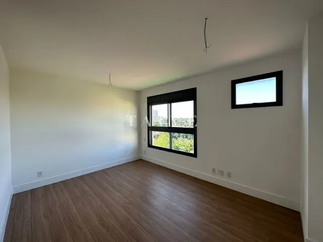 Apartamento com 290m² 3 quartos e 3 banheiros, à venda, no bairro Gleba Fazenda Palhano em Londrina