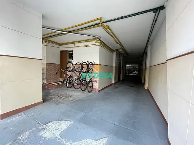 Apartamento 1 quarto e 1 banheiro, à venda, no bairro Catete em Rio de Janeiro