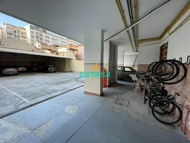 Apartamento 1 quarto e 1 banheiro, à venda, no bairro Catete em Rio de Janeiro
