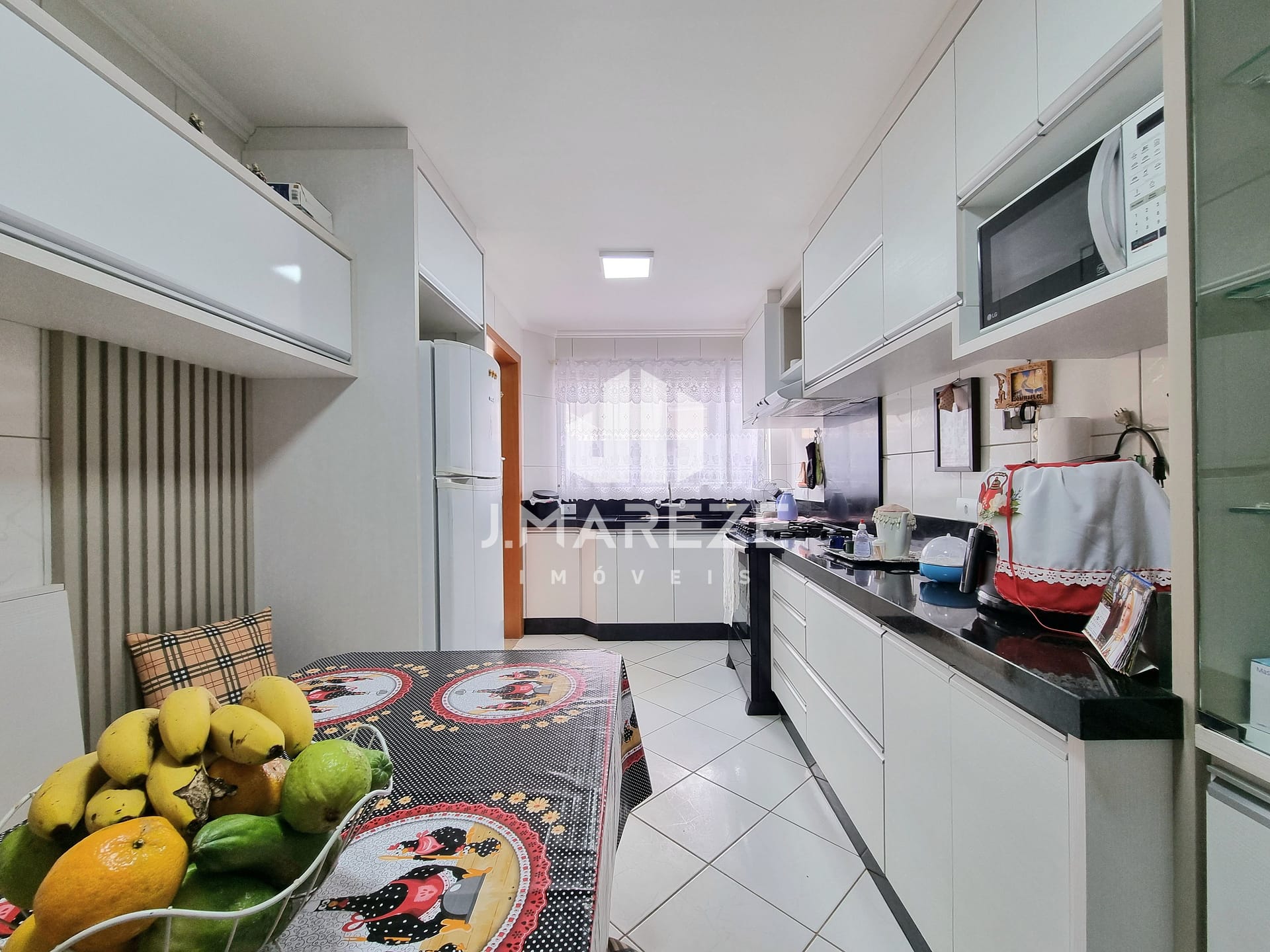 Apartamento à venda com 3 quartos, 99m² - Foto 3