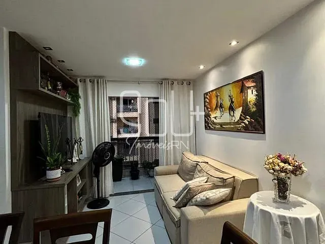 Apartamento 2 quartos e 2 banheiros, à venda, no bairro Ponta Negra em Natal