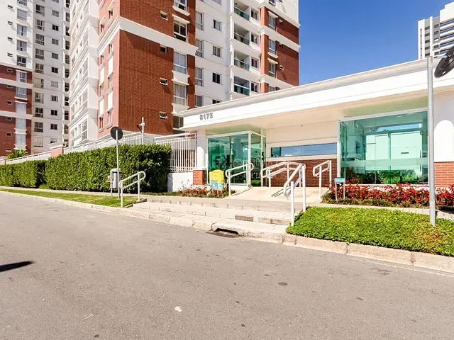 Apartamento com 70m² 2 quartos e 2 banheiros, à venda, no bairro Campo Comprido em Curitiba