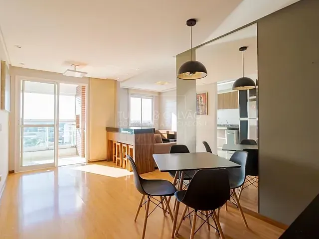 Apartamento com 70m² 2 quartos e 2 banheiros, à venda, no bairro Campo Comprido em Curitiba