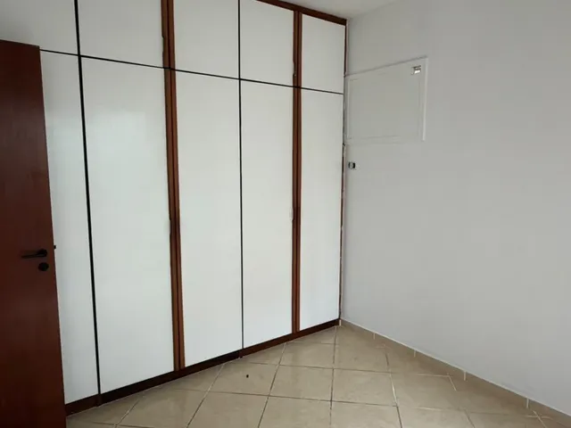 Apartamento com 71m² 2 quartos e 1 banheiro, para alugar, no bairro Barra da Tijuca em Rio de Janeiro