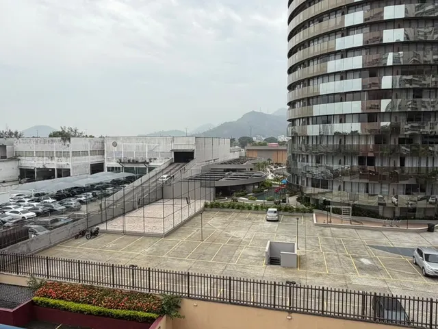 Apartamento com 71m² 2 quartos e 1 banheiro, para alugar, no bairro Barra da Tijuca em Rio de Janeiro