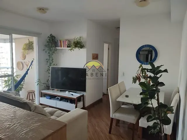 Apartamento 2 quartos e 2 banheiros, à venda ou para alugar, no bairro Vila Romana em São Paulo