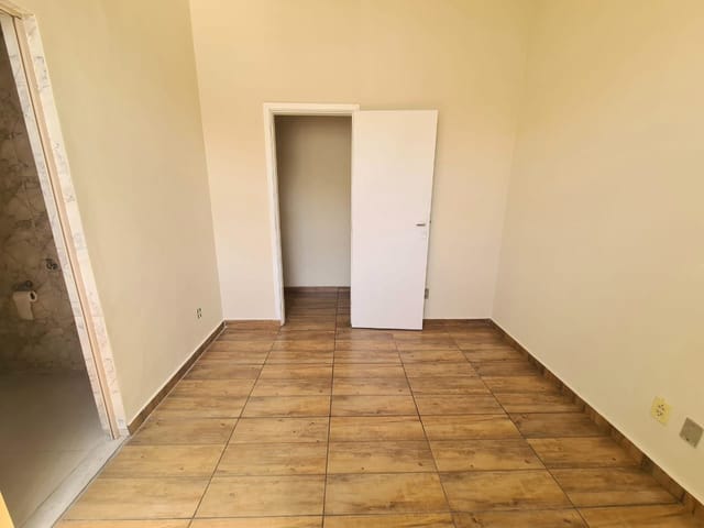 Apartamento 1 quarto e 1 banheiro, à venda, no bairro Catete em Rio de Janeiro
