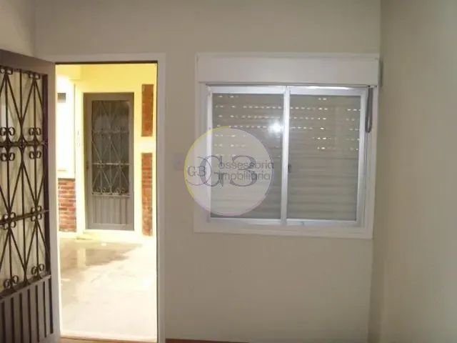 Apartamento com 50m² 2 quartos e 1 banheiro, para alugar, no bairro Centro em Pelotas