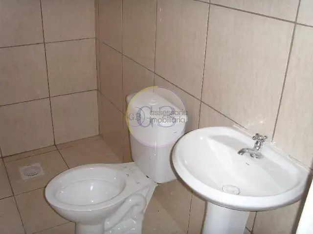 Apartamento com 50m² 2 quartos e 1 banheiro, para alugar, no bairro Centro em Pelotas