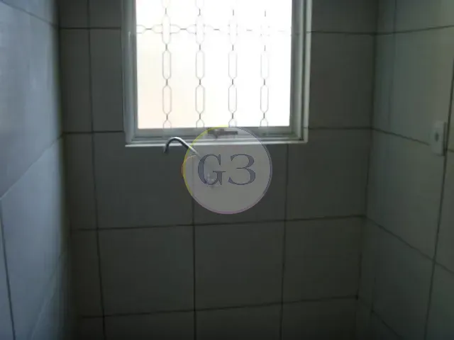 Apartamento com 50m² 2 quartos e 1 banheiro, para alugar, no bairro Centro em Pelotas
