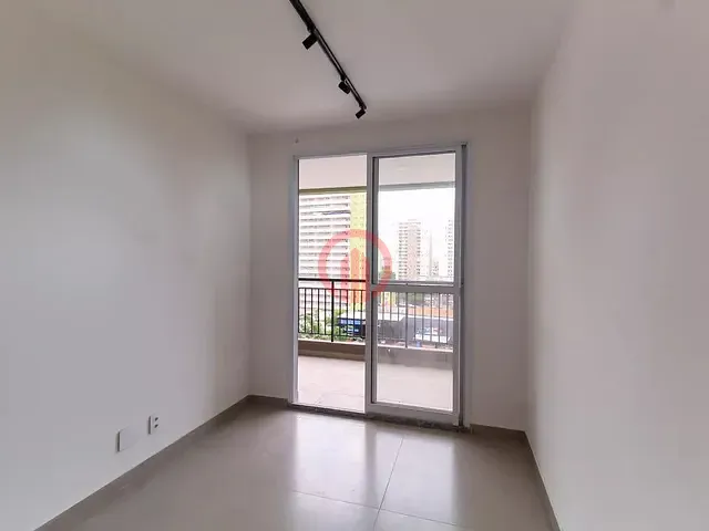 Apartamento com 43m² 2 quartos e 1 banheiro, para alugar, no bairro Mooca em São Paulo