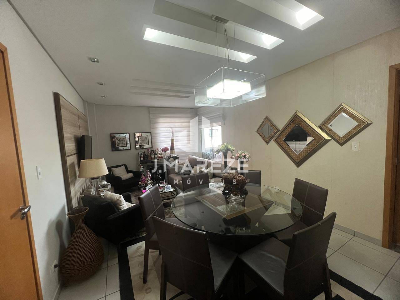 Apartamento à venda com 3 quartos, 137m² - Foto 2
