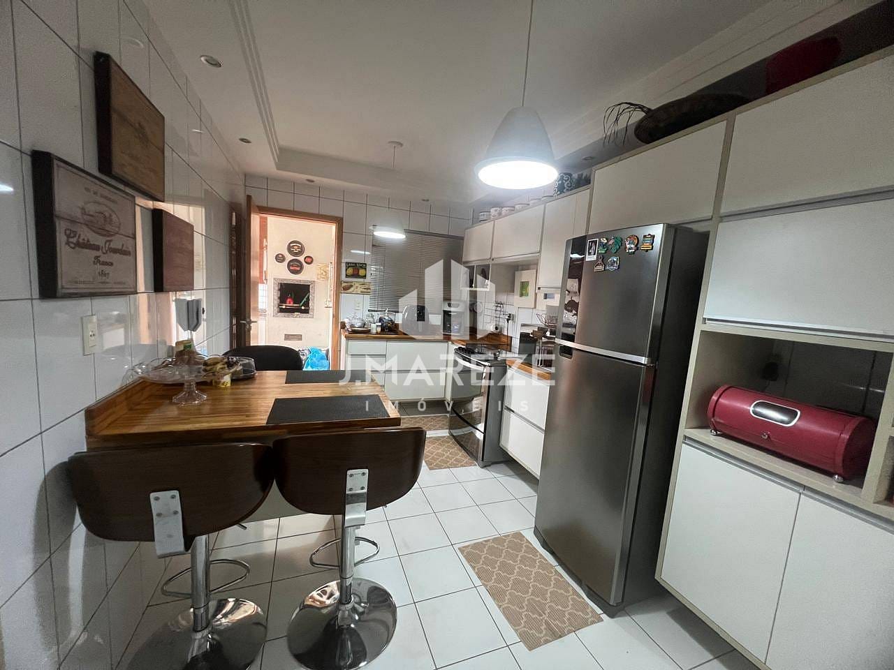 Apartamento à venda com 3 quartos, 137m² - Foto 5