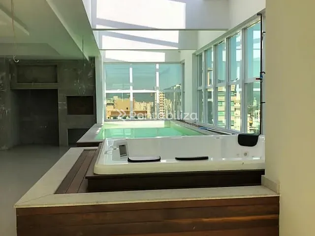 Apartamento com 666m² 5 quartos e 6 banheiros, à venda, no bairro Meia Praia em Itapema