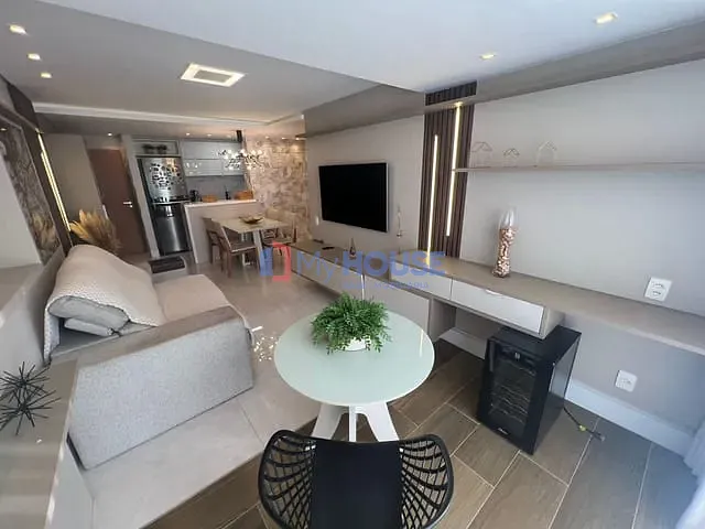Apartamento 3 quartos e 2 banheiros, à venda ou para alugar, no bairro Jardim Savóia em Ilhéus