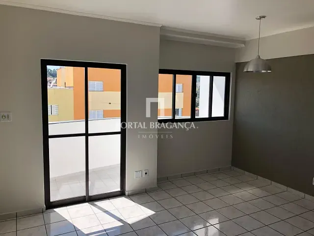 Apartamento 2 quartos e 1 banheiro, para alugar, no bairro Taboão em Bragança Paulista