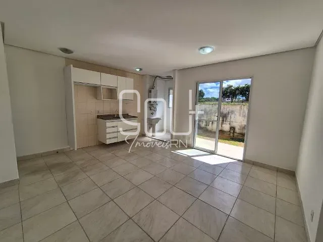Apartamento 2 quartos e 2 banheiros, à venda, no bairro Nova Parnamirim em Parnamirim
