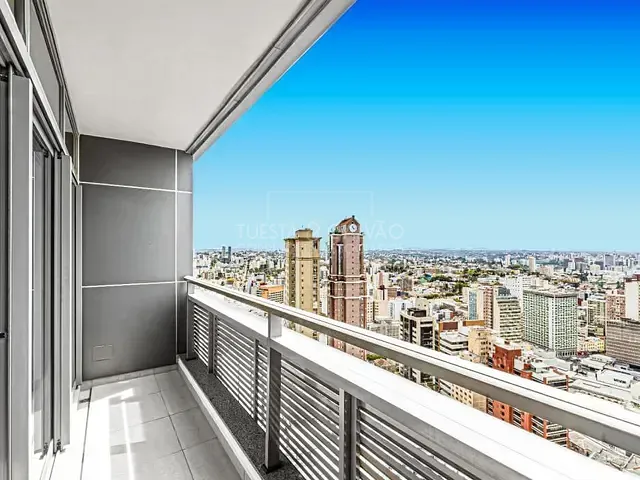 Apartamento com 72m² 2 quartos e 2 banheiros, para alugar, no bairro Batel em Curitiba