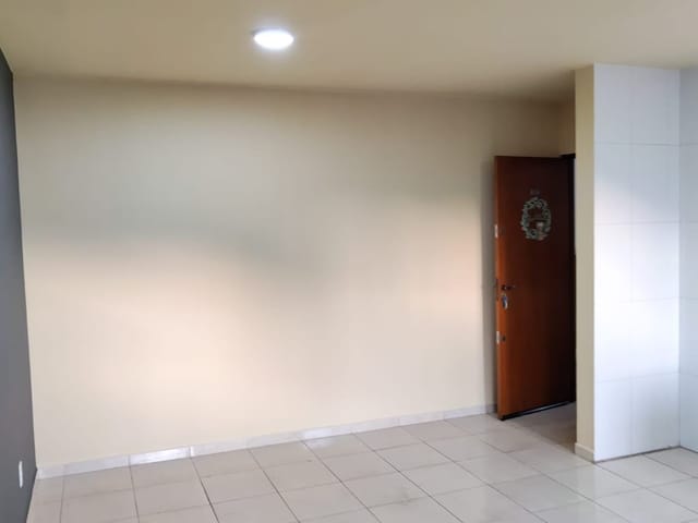 Apartamento 2 quartos e 1 banheiro, à venda, no bairro Espinheiros em Itajaí